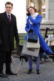 th_24294_Leighton_Meester_GG-OnSet_011209_001_122_195lo.jpg
