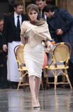 th_88042_celebrity_paradise.com_TheElder_AngelinaJolie2010_02_24_TheTouristatPlaceColette73_122_254lo.jpg